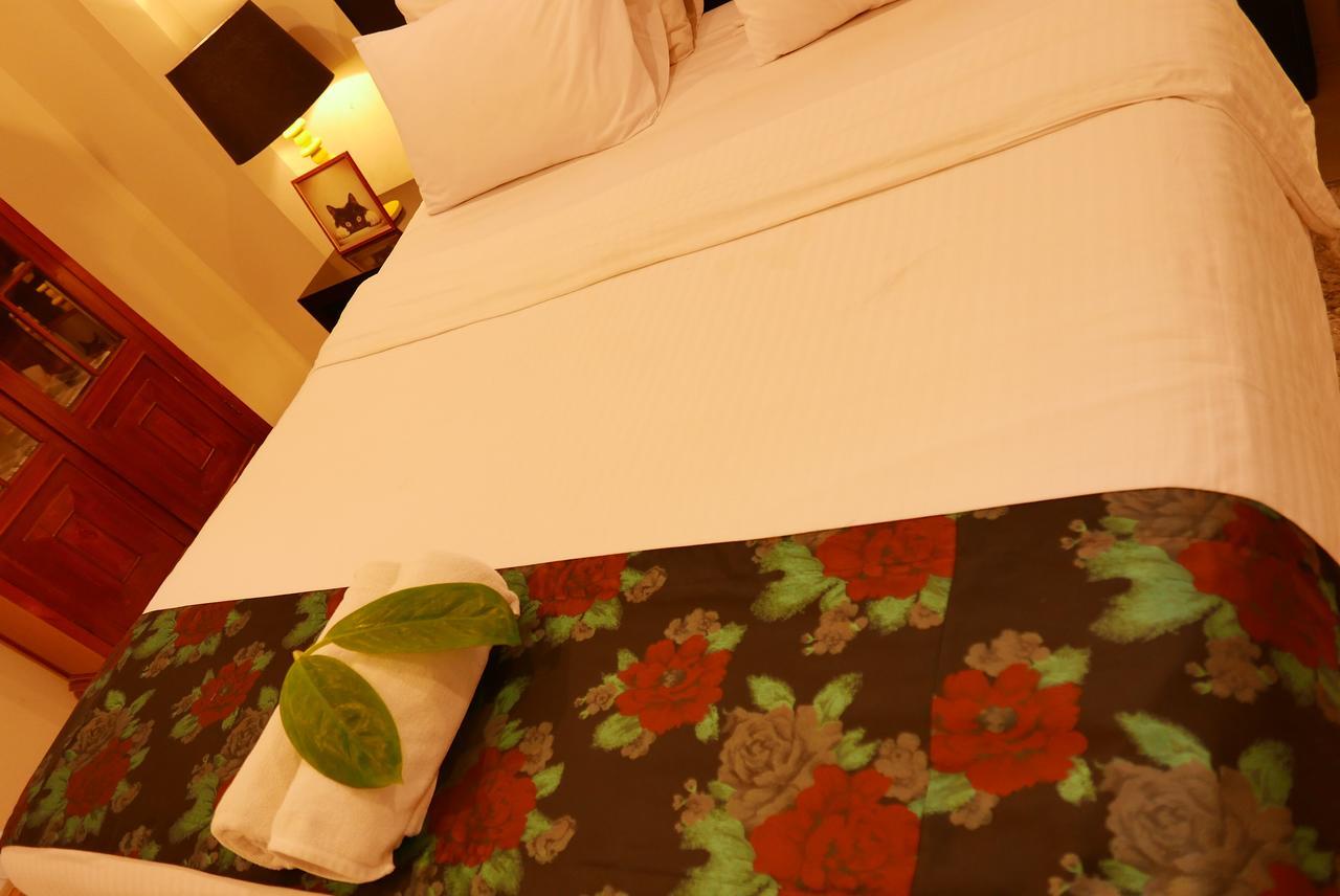 Ciwulan 36 Guest House Bandung Exterior photo